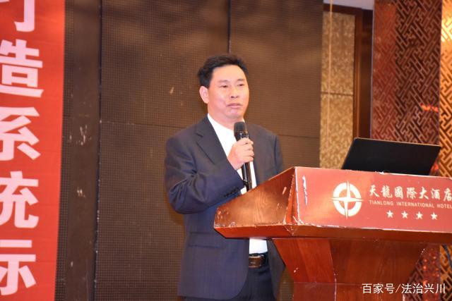 点击新窗口打开