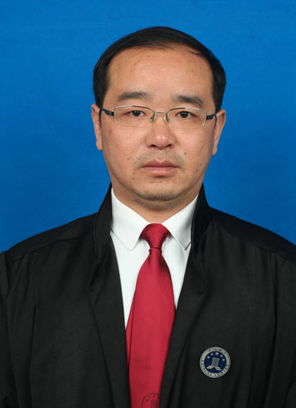 刘运治律师